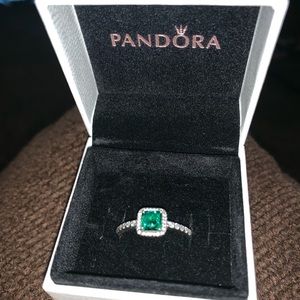 Pandora Timeless Elegance - Emerald Ring